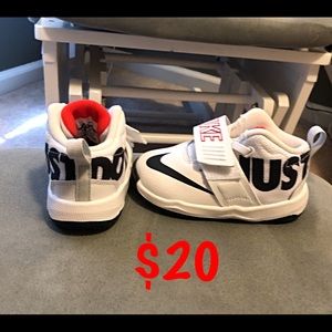 Nike Shoes - Toddler boys shoes. Size 6. Nike Shoes - Toddler boys shoes. Size 6.